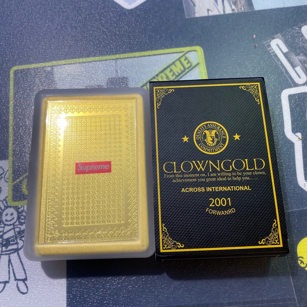 Supreme FW13 gold playing card